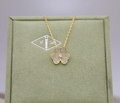 Flower Clover necklace 18k Gold Plated 925 Sterling cz (w8 vc stamp) #clover Gift