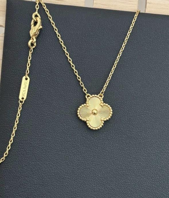 Guilloche 5 clover necklace, Gold Four leaf clover 18k gold plated silver, 15mm one motif clover necklace, clover jewelry heavy