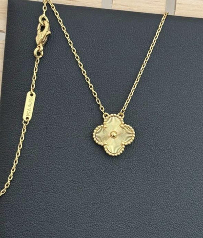 Guilloche 5 clover necklace, Gold Four leaf clover 18k gold plated silver, 15mm one motif clover necklace, clover jewelry heavy