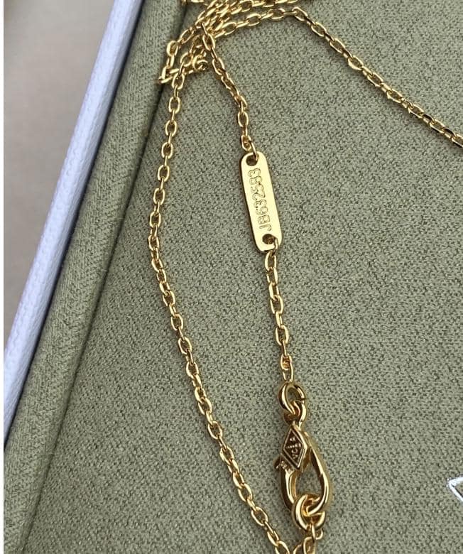 Four leaf mother of pearl guilloche Clover necklace 925 silver 18k gold plated #clover Gift