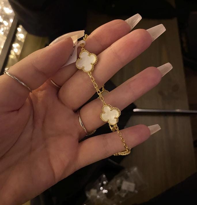18k Gold White Clover Bracelet Mother of Pearl Chain motif #clover Gift