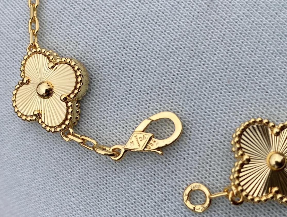 18k Gold Clover Bracelet - Guilloche 5 Clover Design, Four Leaf Gold Plated - white gold plated 15mm Four Leaf Clover Jewelry gemstones
