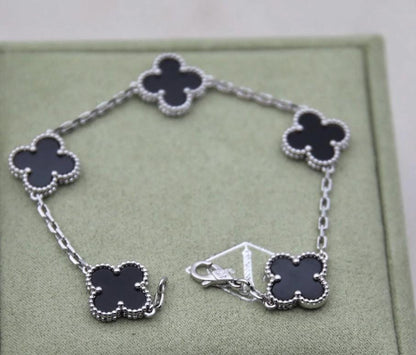 Black onyx Clover bracelet 925 sterling silver (w8 vc stamp)