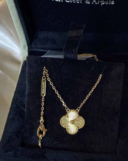 Gold fill clover necklace four leaf 18k Gold Plated 925 Sterling (w8 vc stamp) Gift