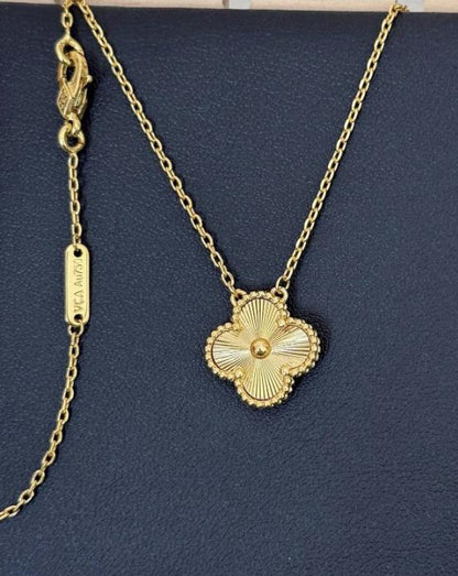 Guilloche 5 clover necklace, Gold Four leaf clover 18k gold plated silver, 15mm one motif clover necklace, clover jewelry heavy