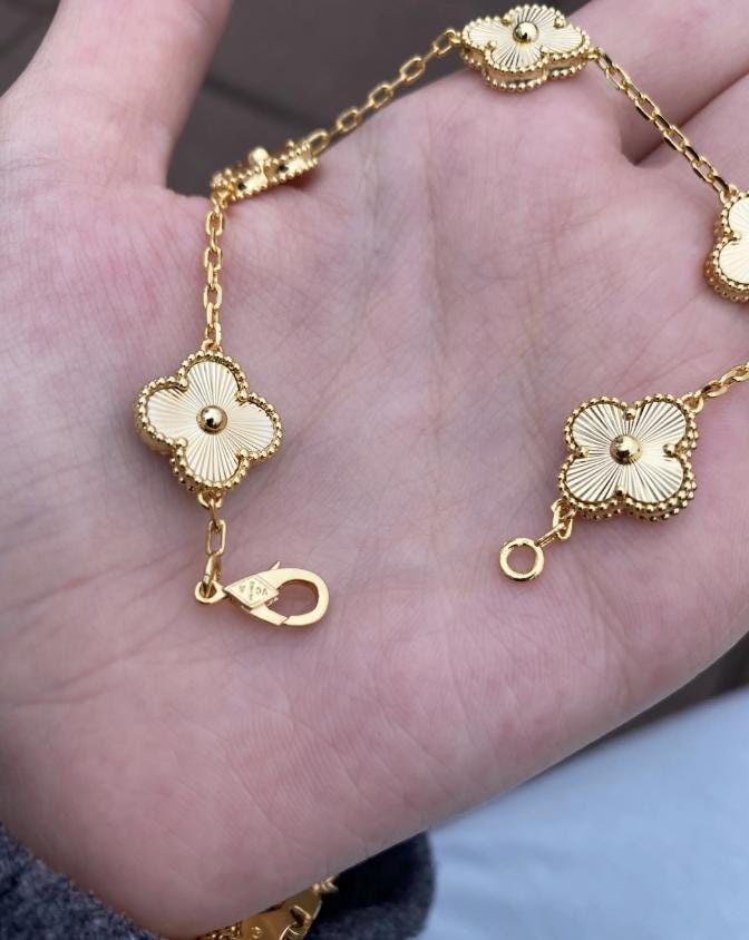 18k Gold Clover Bracelet - Guilloche 5 Clover Design, Four Leaf Gold Plated - white gold plated 15mm Four Leaf Clover Jewelry gemstones