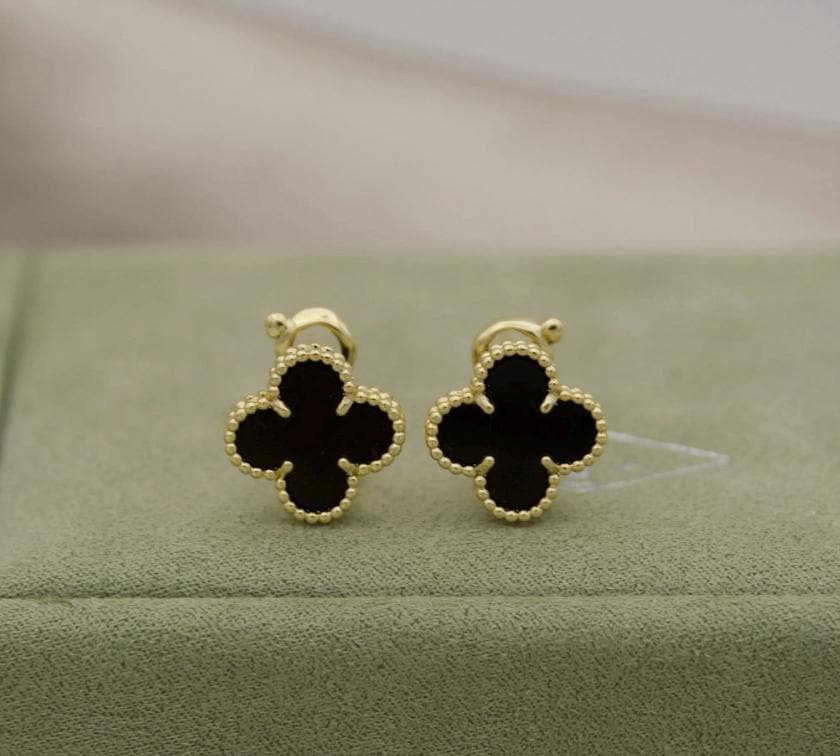 18k Gold Black Clover earrings with stemp