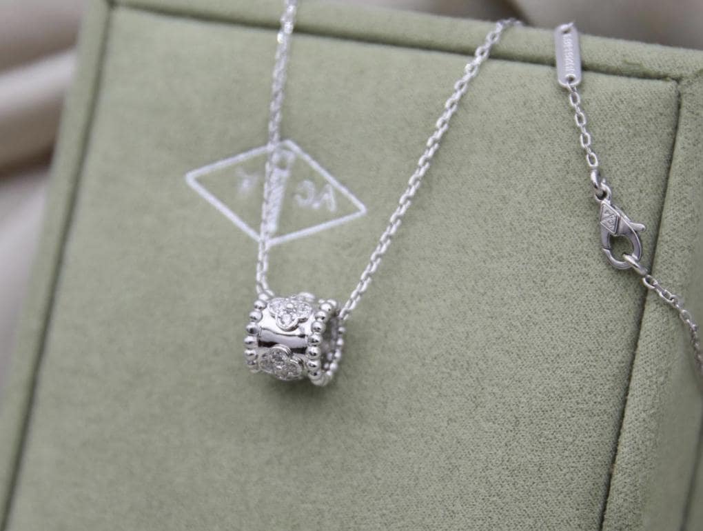 Perlee clover diamond necklace 18k Gold Plated on 925 Sterling