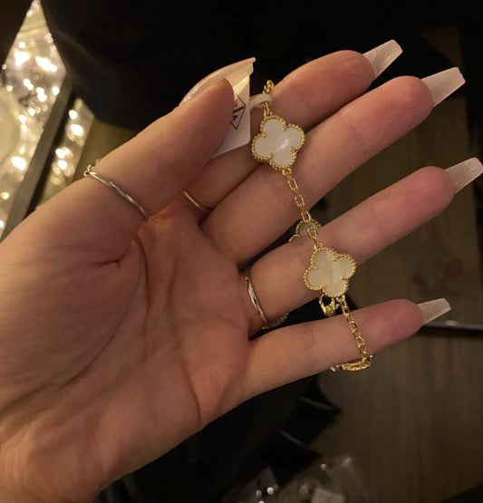 18k Gold White Clover Bracelet Mother of Pearl Chain motif #clover Gift