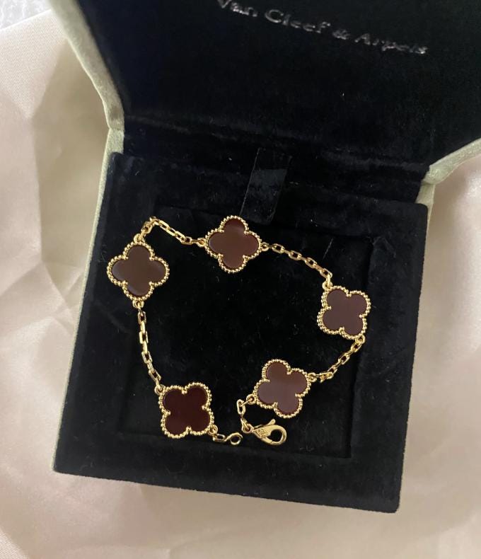 18k Gold Red Clover Bracelet carnelian Chain motif #Gift